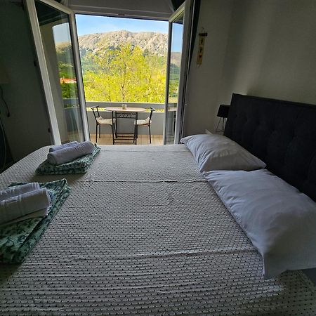 Apartments Mira Baška Eksteriør bilde
