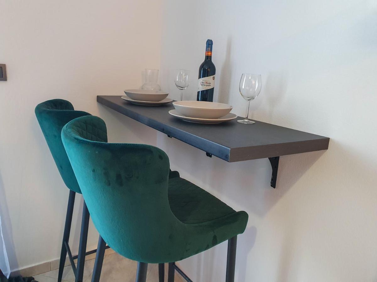 Apartments Mira Baška Eksteriør bilde