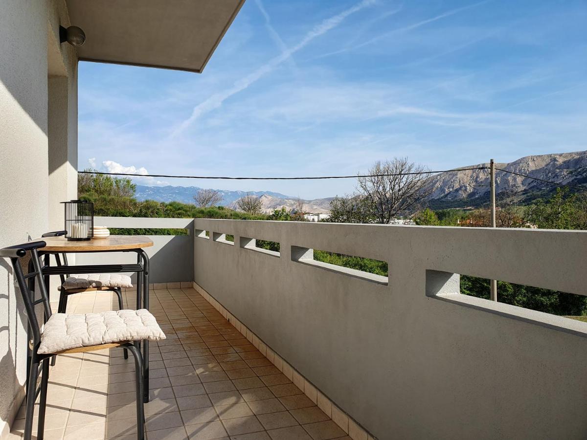 Apartments Mira Baška Eksteriør bilde