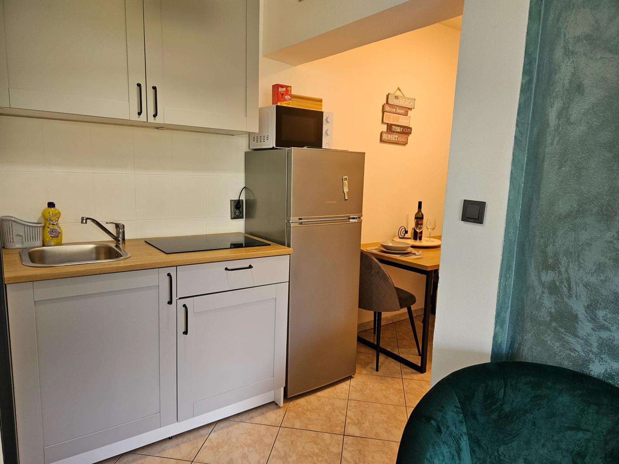 Apartments Mira Baška Eksteriør bilde